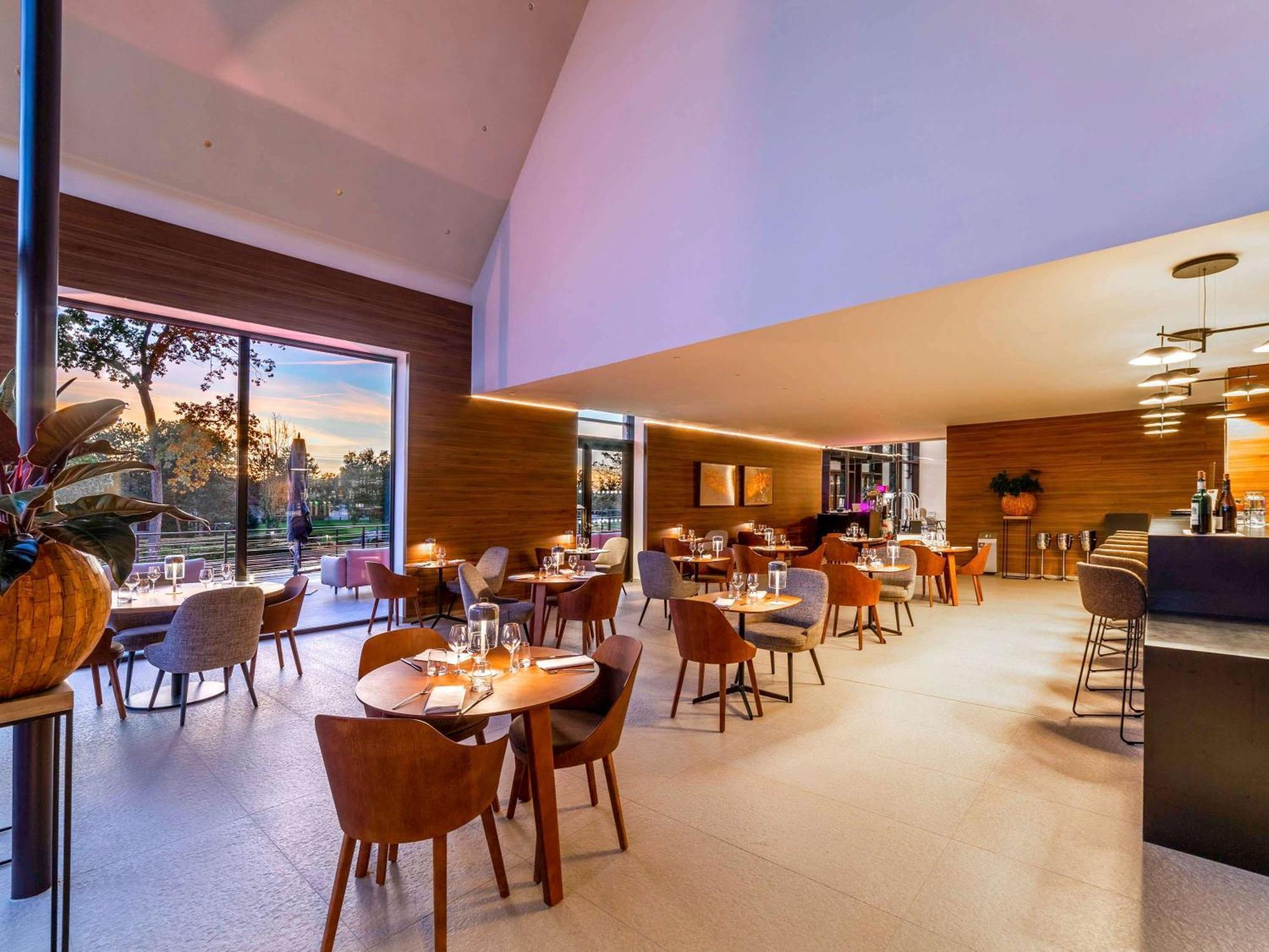 Le Domaine Des Vanneaux Golf Et Spa Mgallery LʼIsle-Adam المظهر الخارجي الصورة